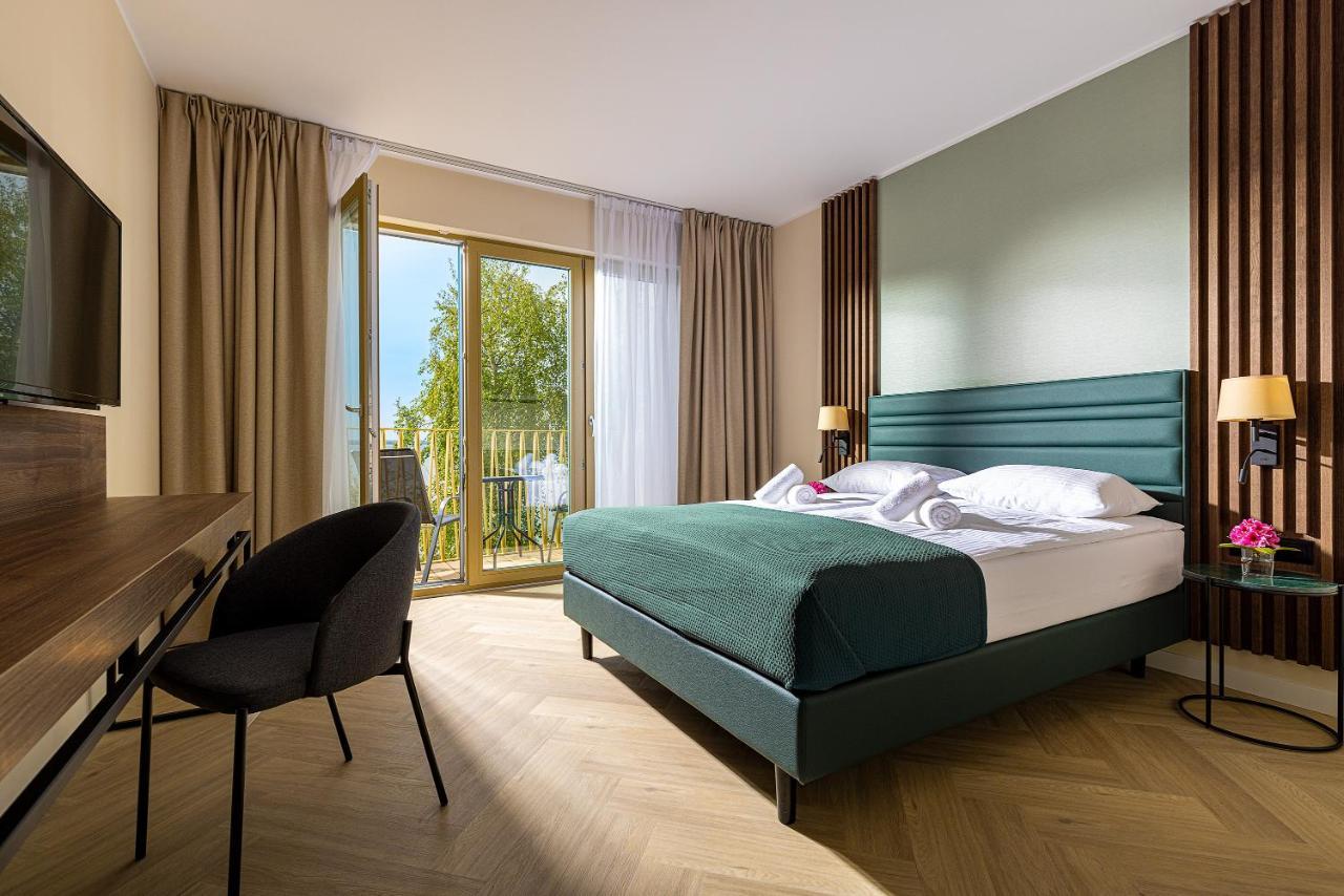 Hotel Meridian Chalupy Ngoại thất bức ảnh
