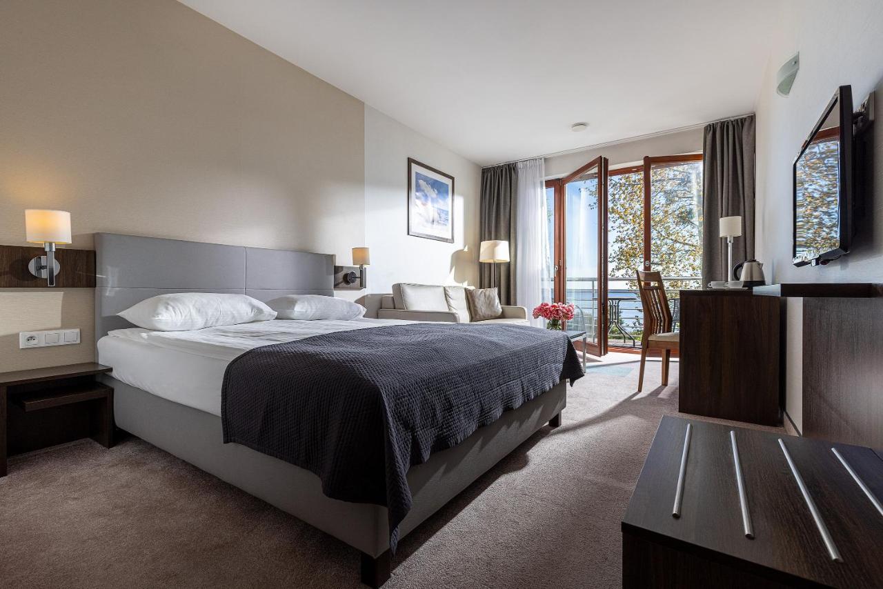 Hotel Meridian Chalupy Ngoại thất bức ảnh