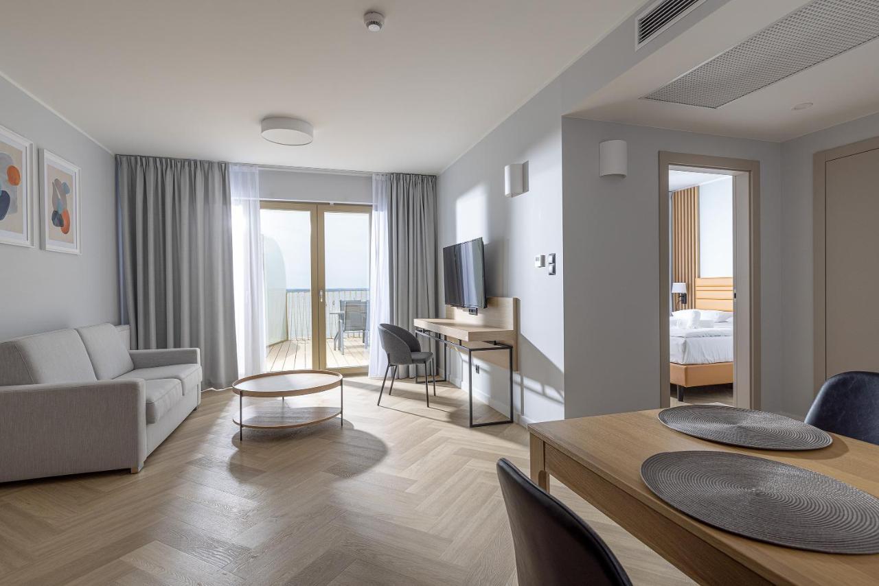 Hotel Meridian Chalupy Ngoại thất bức ảnh