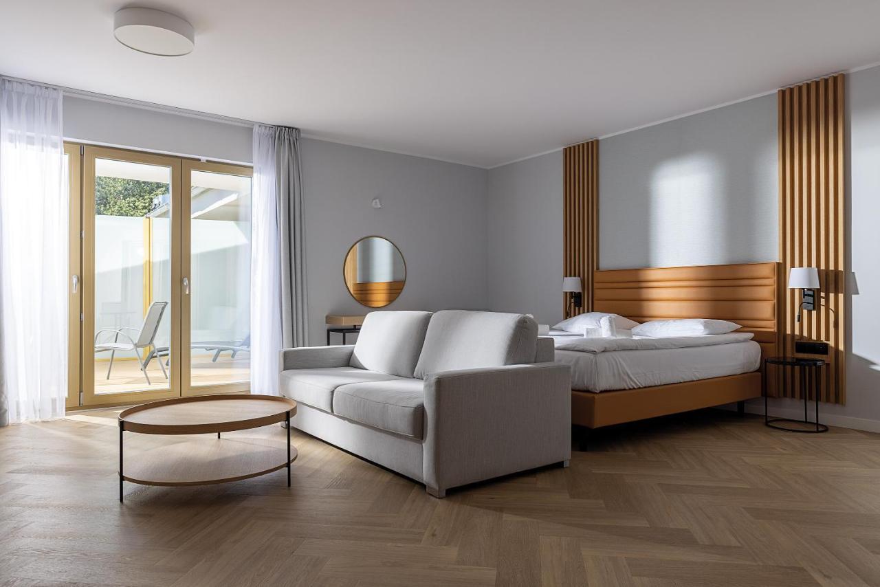 Hotel Meridian Chalupy Ngoại thất bức ảnh